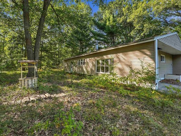 2348 Fashion Avenue, Interlochen, MI 49643