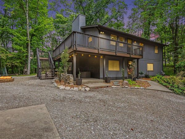 317 Winnebago Lane, Sugar Grove, OH 43155