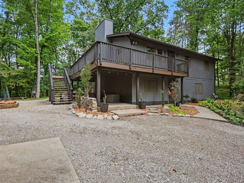 317 Winnebago Lane, Sugar Grove, OH 43155 Photo 2