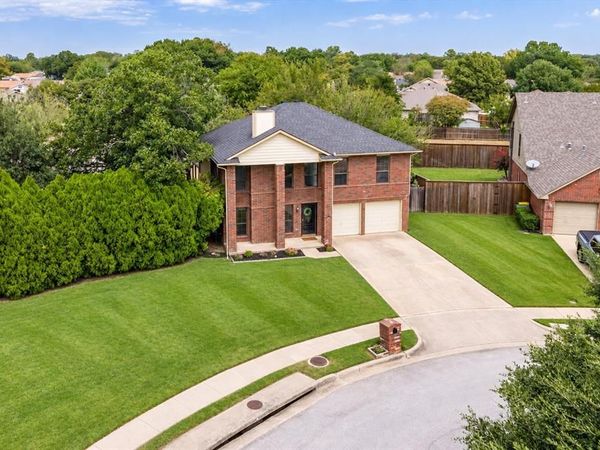 7217 Mccoy Drive , Watauga, TX 76148