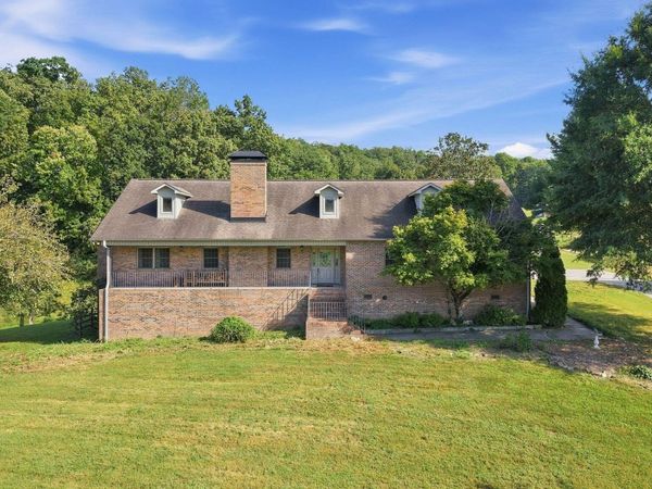 1010 Brushy Valley Rd, Heiskell, TN 37754