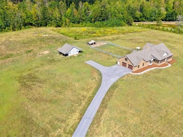 380 Bozeman Road NW, White, GA 30184
