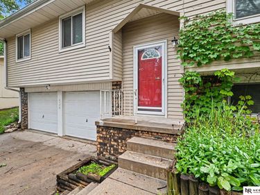 6708 S 139 Avenue Circle, Omaha, NE 68137
