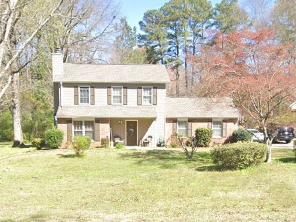 130 Saddleview Lane, Ellenwood, GA 30294
