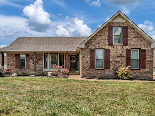 3656 Fieldstone Dr , Clarksville, TN 37040
