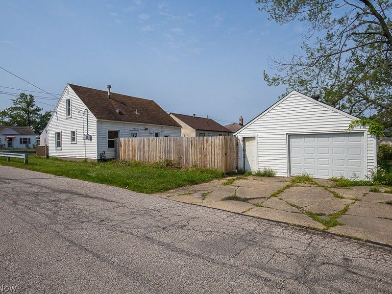 12600 Sprecher Avenue, Cleveland, OH 44135 Photo 30