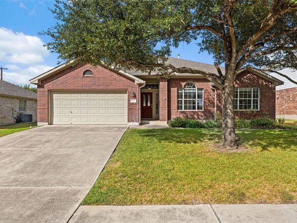 912 Abbeyglen Castle DR, Pflugerville, TX 78660