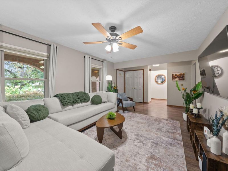 6081 Mayfair Drive, Galena, OH 43021 Photo 5