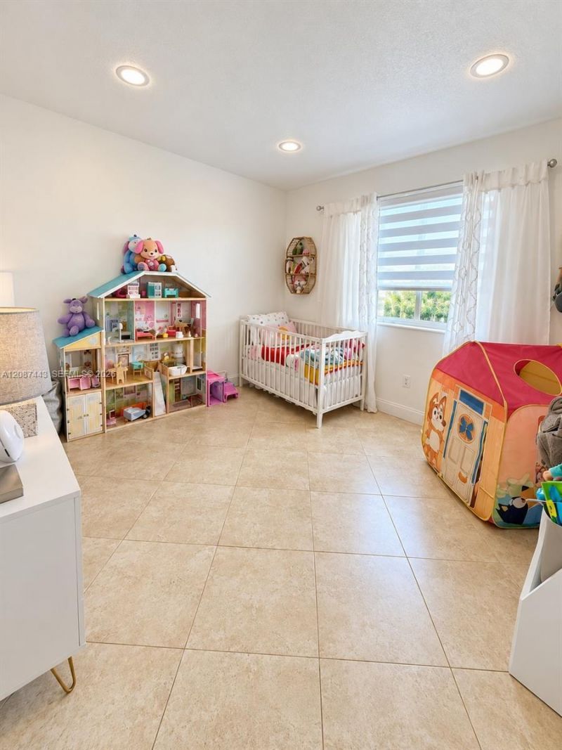 8284 SW 205th Ter , Cutler Bay, FL 33189 Photo