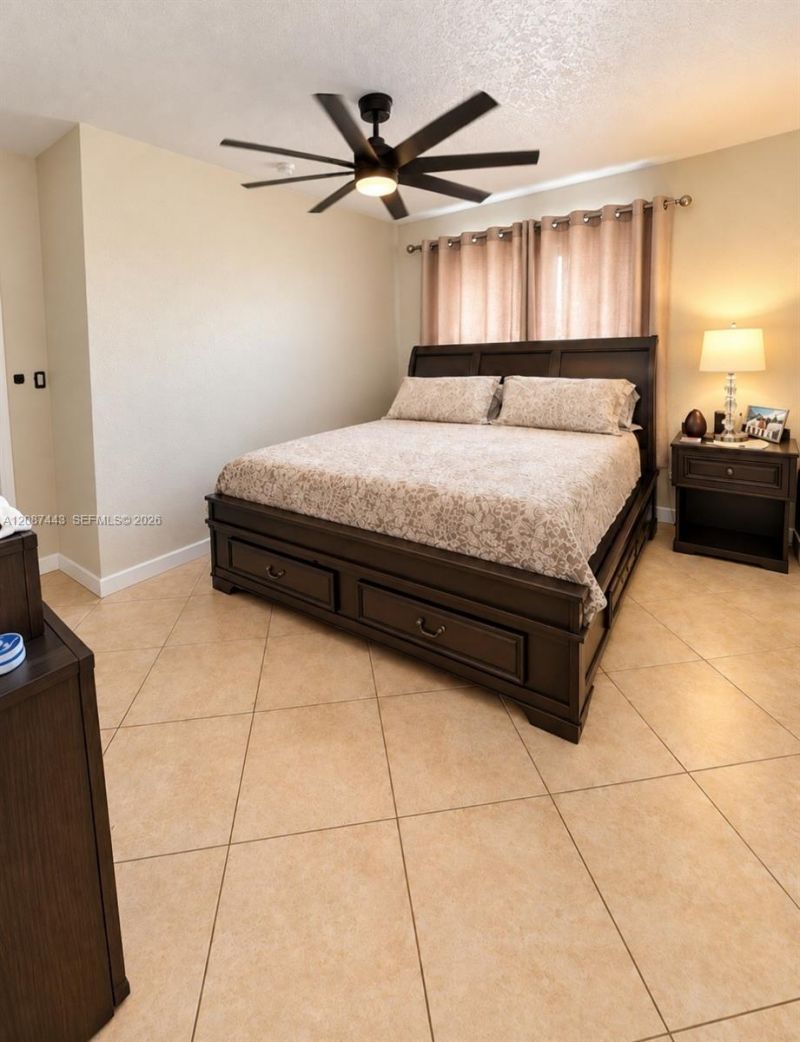 8284 SW 205th Ter , Cutler Bay, FL 33189 Photo