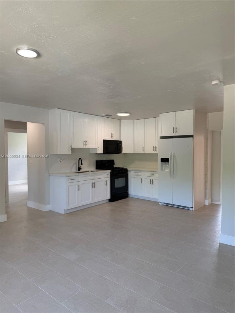 9940 SW 212th St, Cutler Bay, FL 33189 Photo
