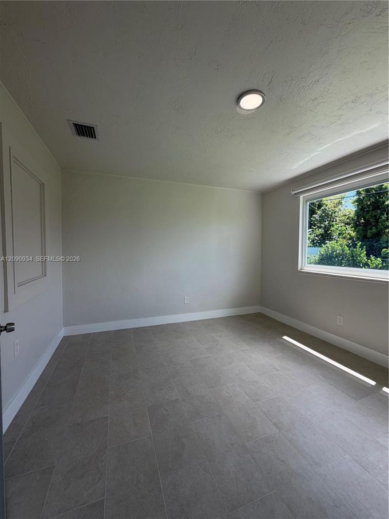 9940 SW 212th St, Cutler Bay, FL 33189 Photo