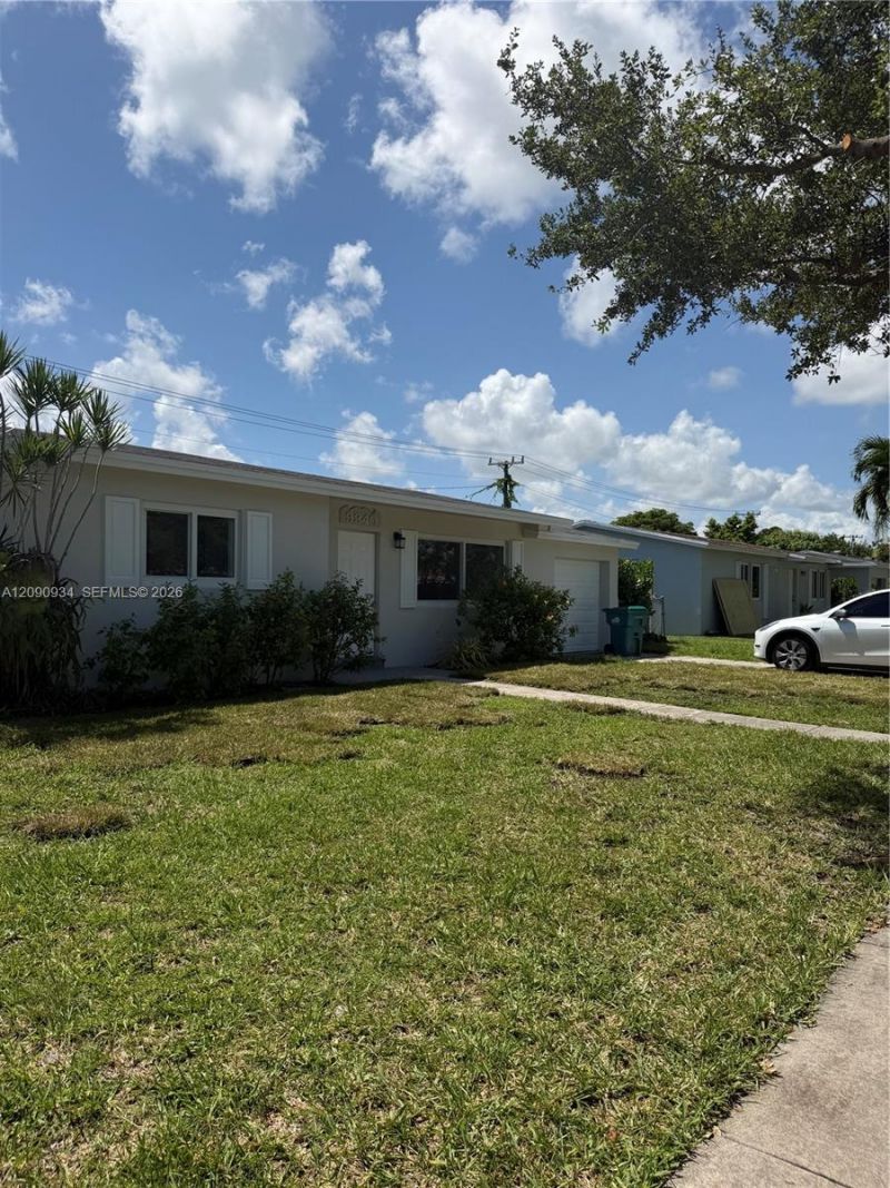 9940 SW 212th St, Cutler Bay, FL 33189 Photo