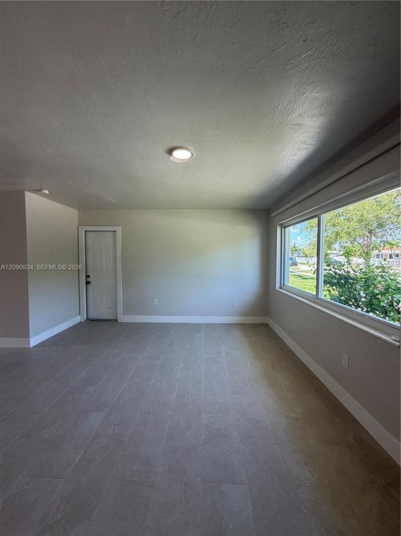9940 SW 212th St, Cutler Bay, FL 33189 Photo