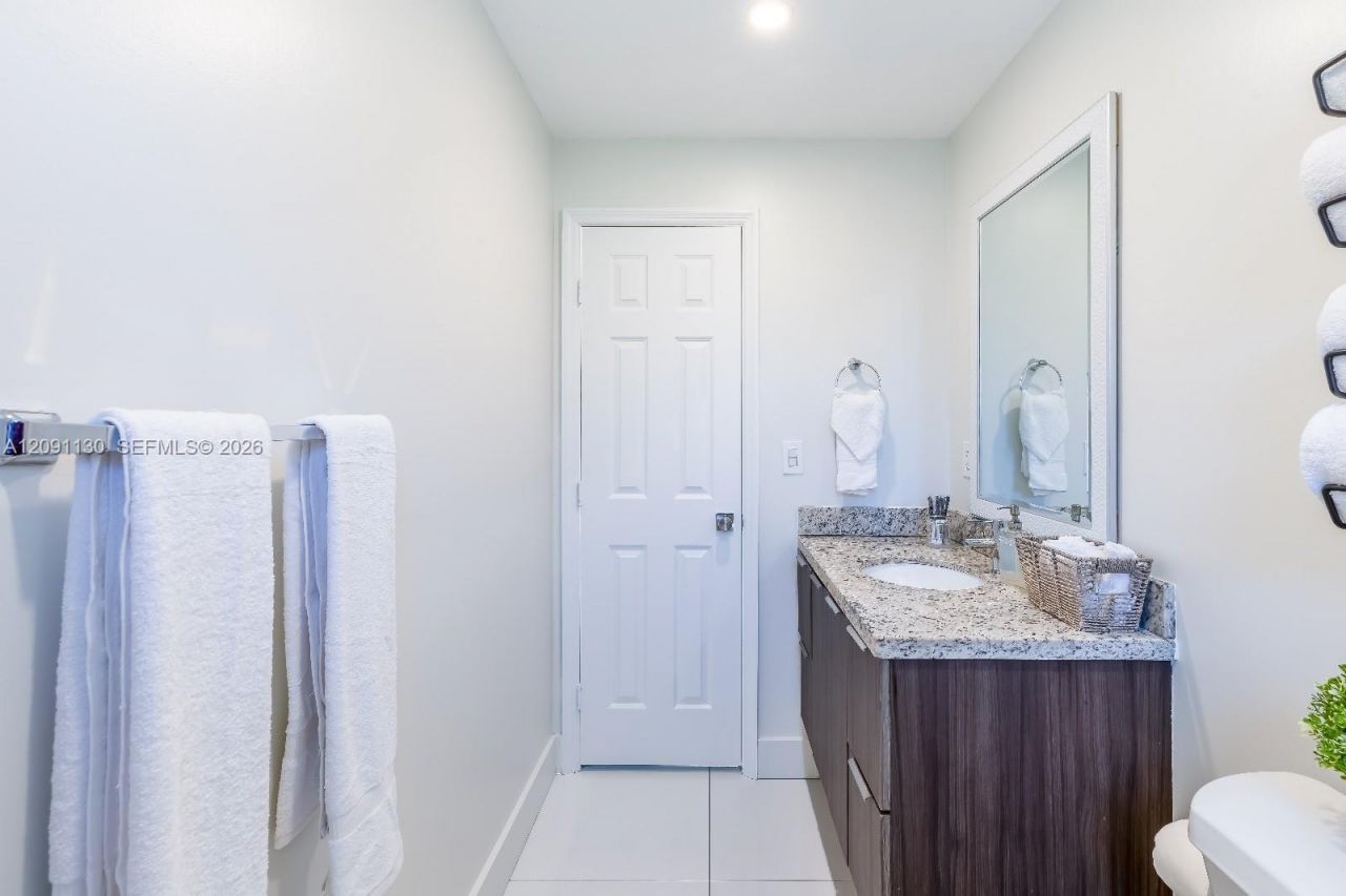 1836 NW 16th Ter , Unit 1, Miami, FL 33125 Photo