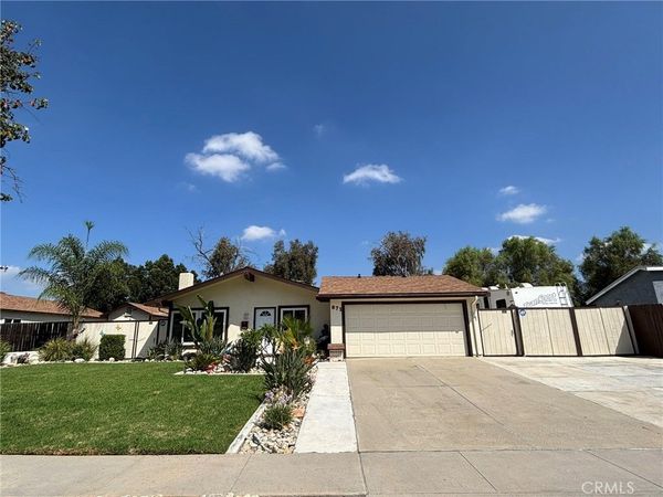 871 W Francis , Corona, CA 92882