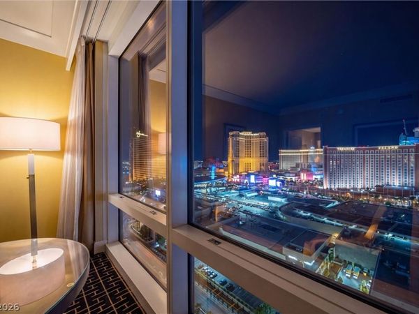 2000 N Fashion Show Drive, Unit 3202, Las Vegas, NV 89109