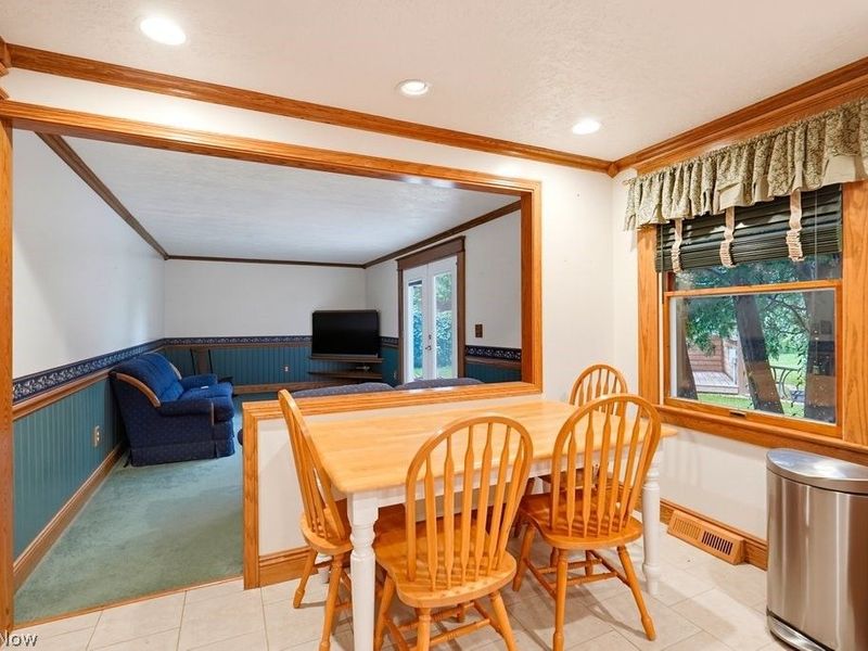 4209 Sunnyview Drive, Uniontown, OH 44685 Photo 6