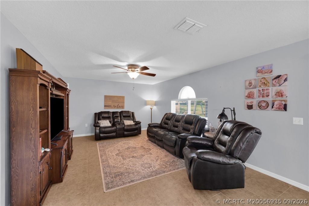 5209 NW Wisk Fern Circle Nw, Port Saint Lucie, FL 34986 Photo