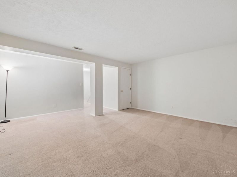8062 Mill Rock Drive, West Chester, OH 45069 Photo 20