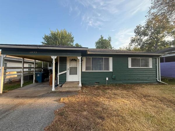1055 W Star Street, Denison, TX 75020