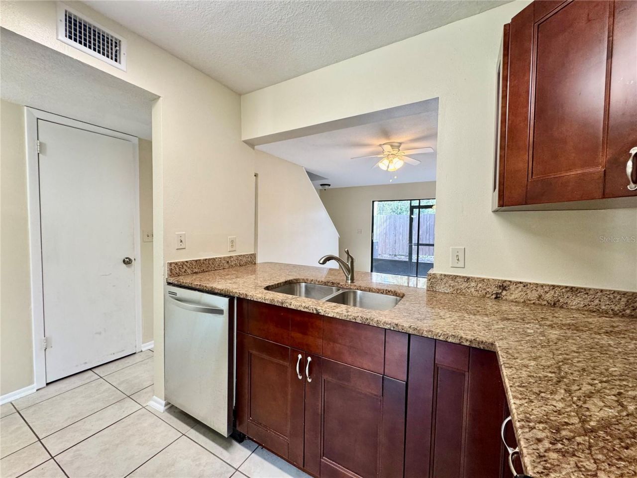 1428 Highland Ridge Circle , Brandon, FL 33510 Photo