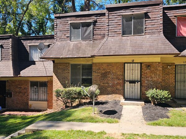 17 Peyton Place SW, Atlanta, GA 30311