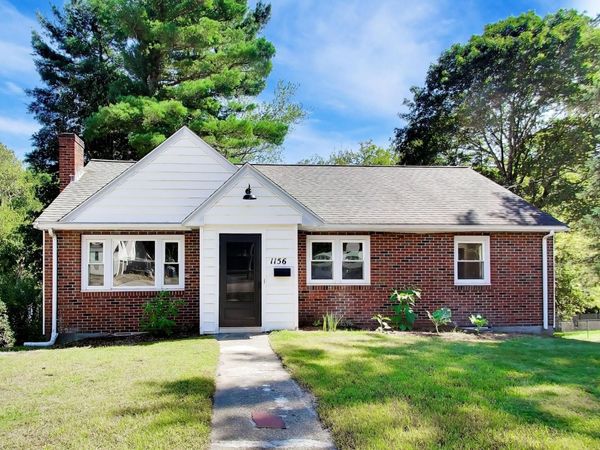 1156 Washington St, Walpole, MA 02081