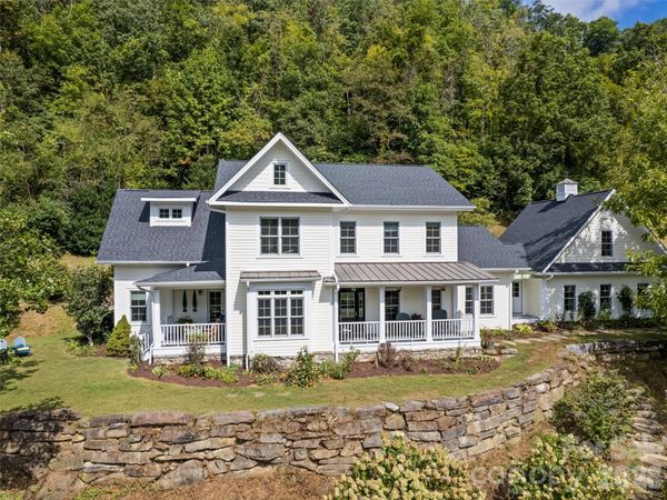 3827 Liner Creek Road , Clyde, NC 28721