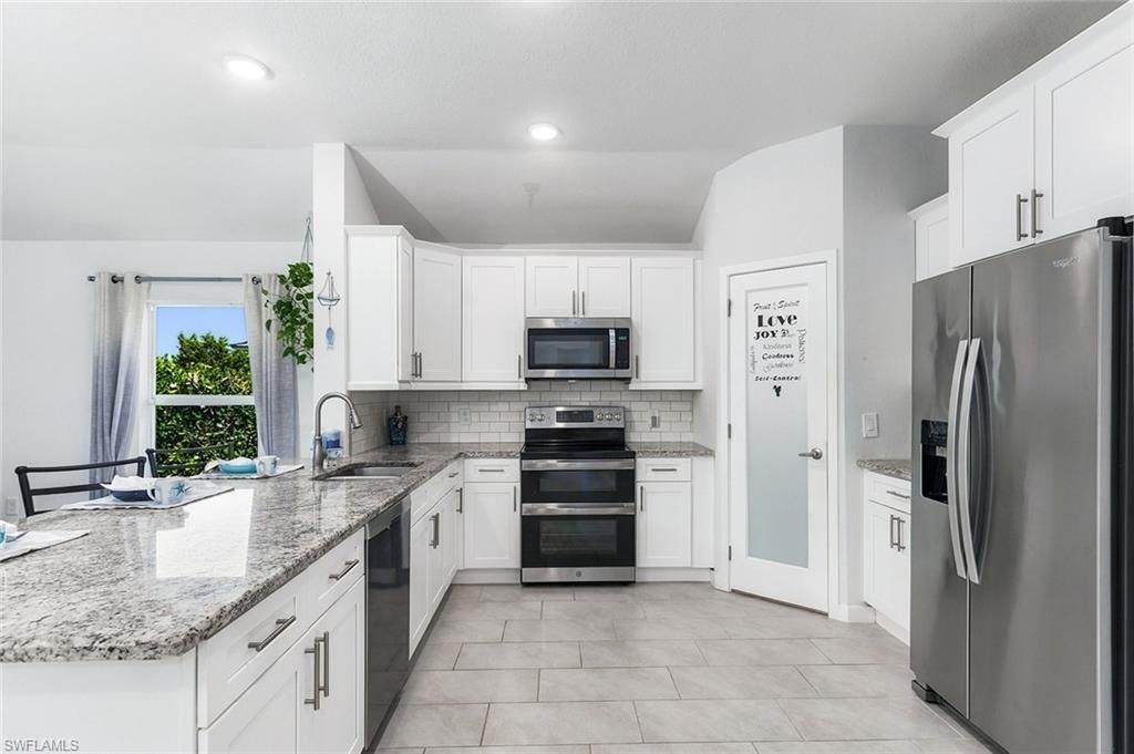 1409 NE 43rd Ter, Cape Coral, FL 33909 Photo