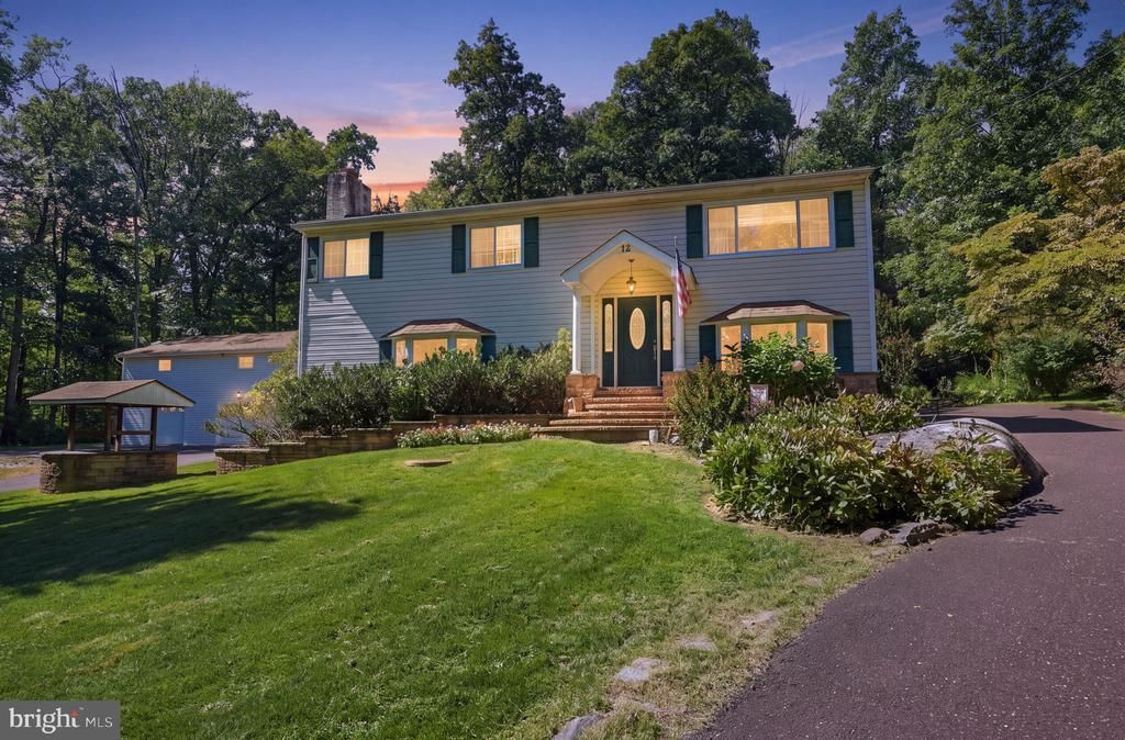 14 KINTNER HILL, UPPER BLACK EDDY, PA 18972