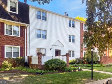 2711 S WALTER REED DRIVE , Unit A, ARLINGTON, VA 22206