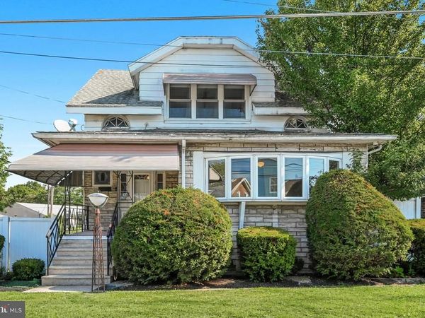 635 ALTAMONT BOULEVARD, FRACKVILLE, PA 17931