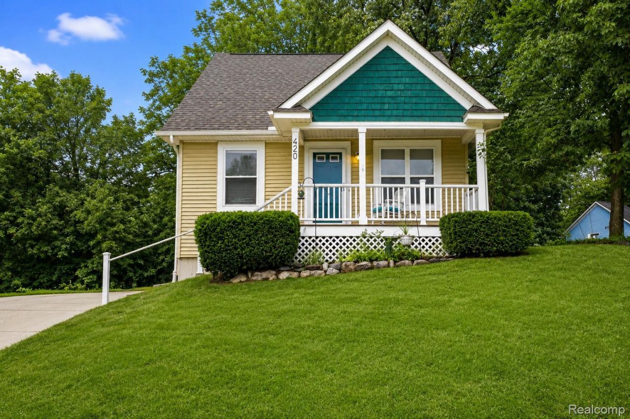 420 Montclair Lane, Genoa Township, Mi 48843 Main Photo