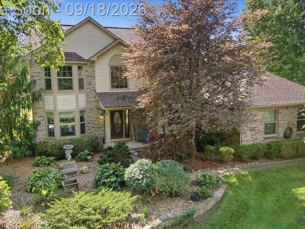 7890 Windhaven Lane, Genoa Township, Mi 48114