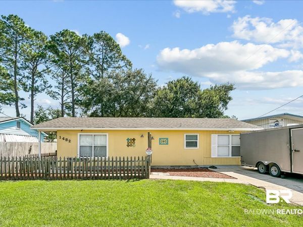 1482 S Fairfield Drive, Pensacola, FL 32507
