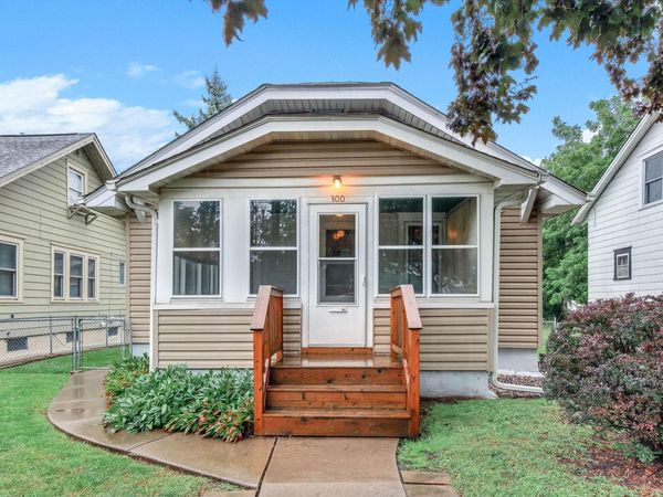 300 Van Buren Avenue, Saint Paul, MN 55103