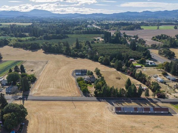 33844 SE White Oak Road, Corvallis, OR 97333