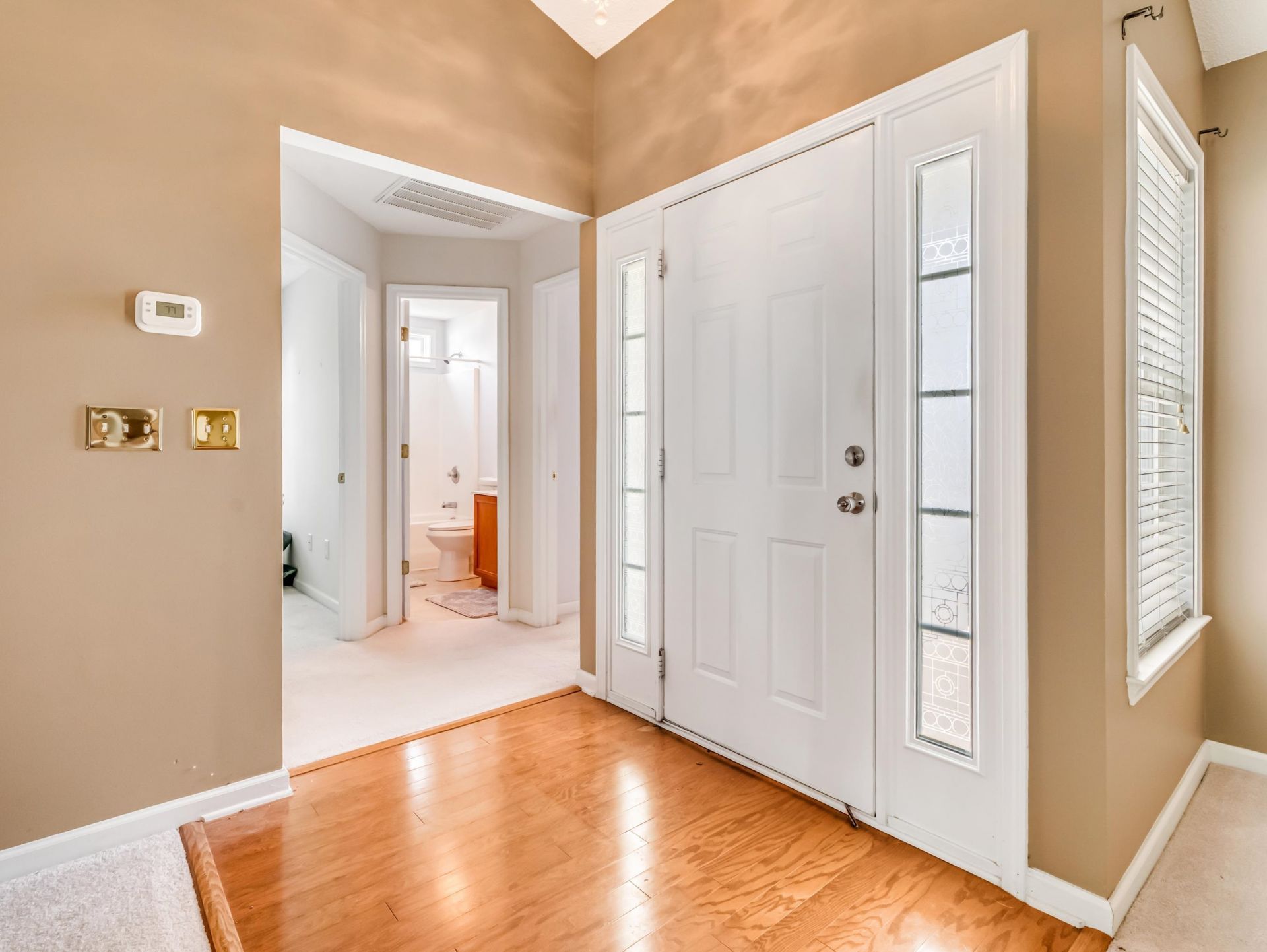 401 Barton Loop  Photo 7