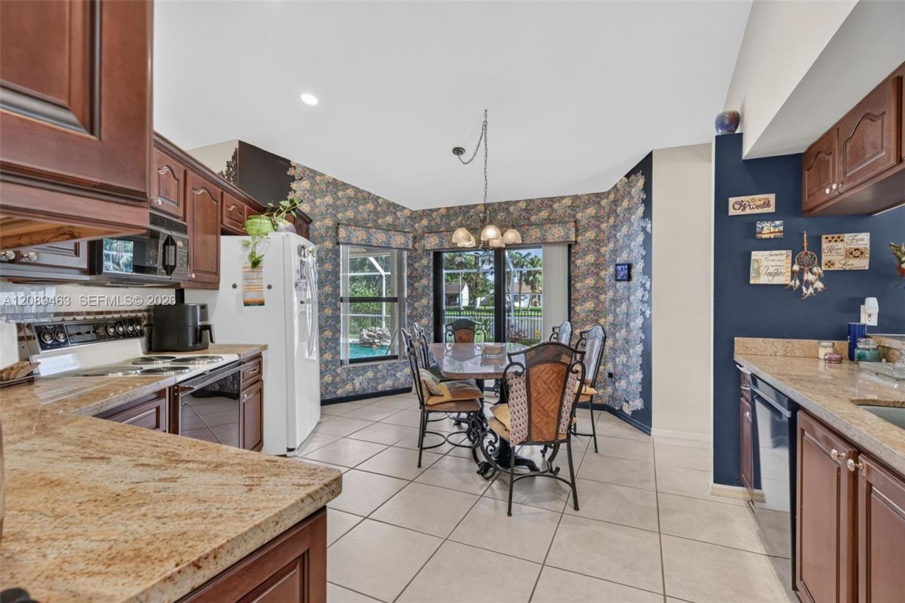 14481 Hickory Ct, Davie, FL 33325 Photo