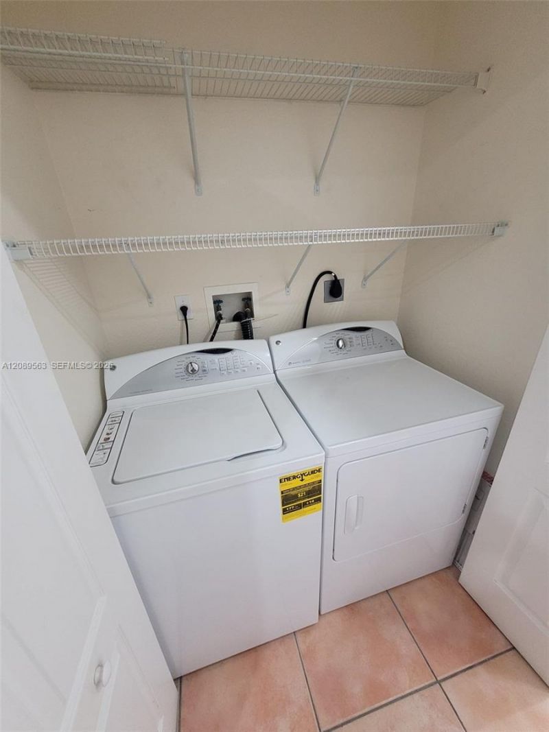 8906 W Flagler St, Unit 111, Miami, FL 33174 Photo