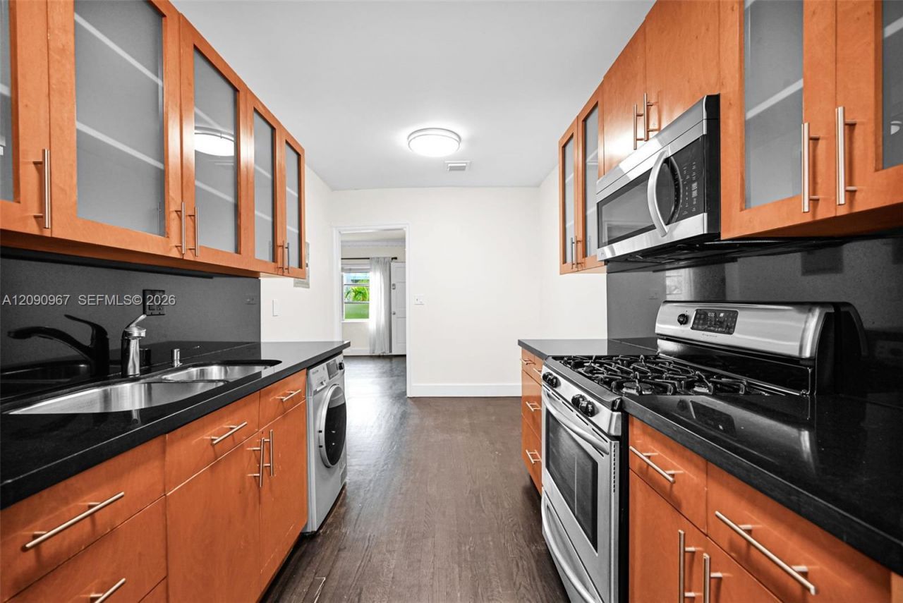 846 Jefferson Ave, Unit 8, Miami Beach, FL 33139 Photo