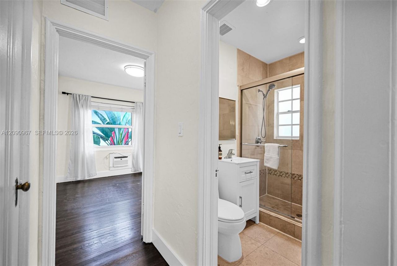 846 Jefferson Ave, Unit 8, Miami Beach, FL 33139 Photo
