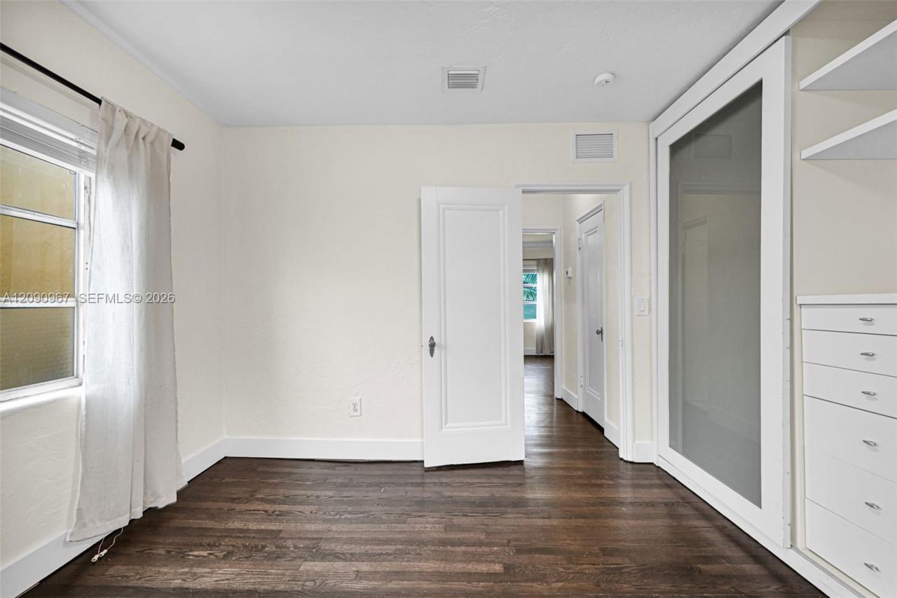846 Jefferson Ave, Unit 8, Miami Beach, FL 33139 Photo