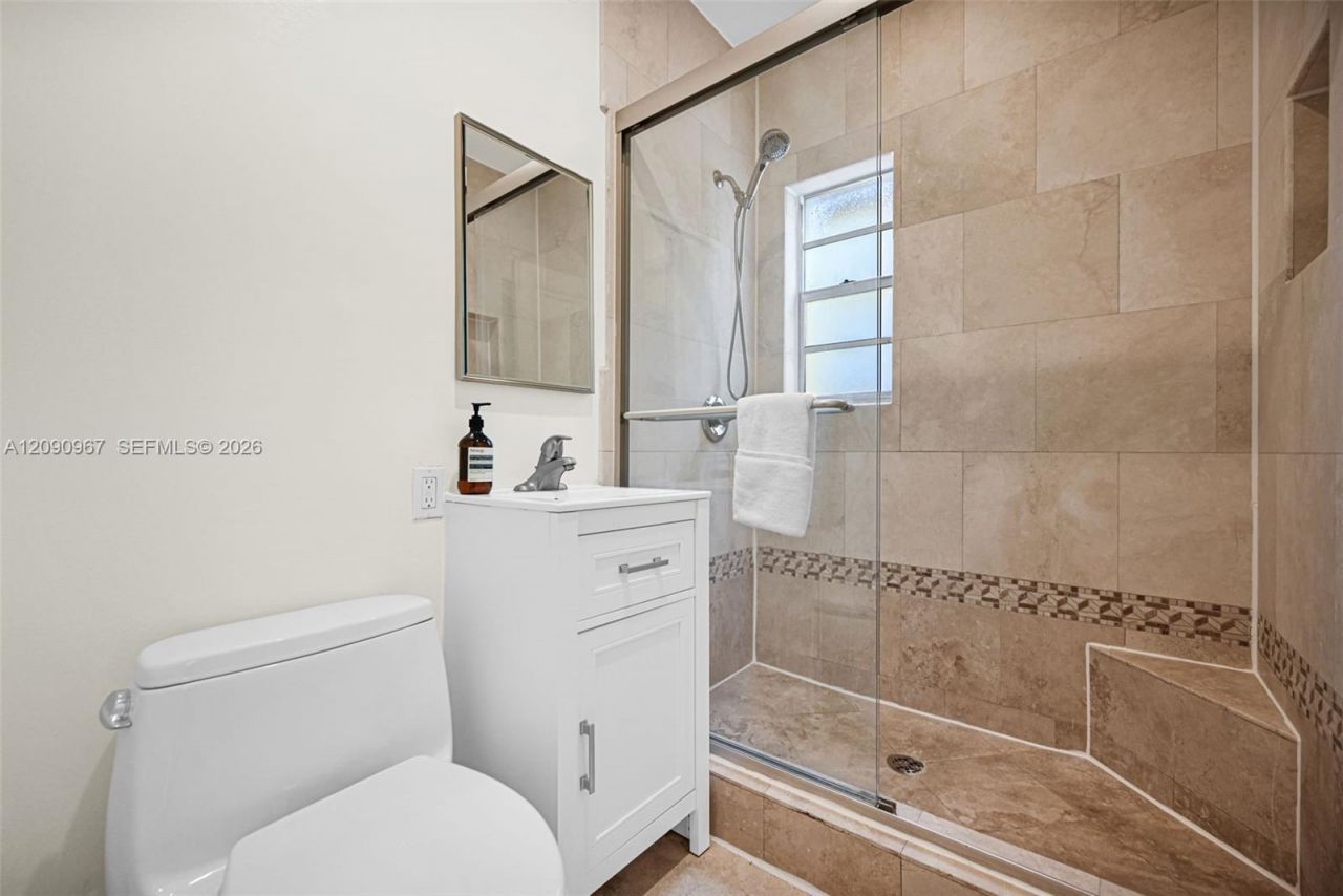 846 Jefferson Ave, Unit 8, Miami Beach, FL 33139 Photo