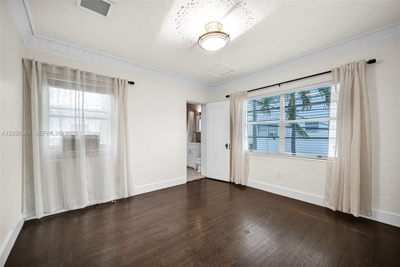 846 Jefferson Ave, Unit 8, Miami Beach, FL 33139 Photo