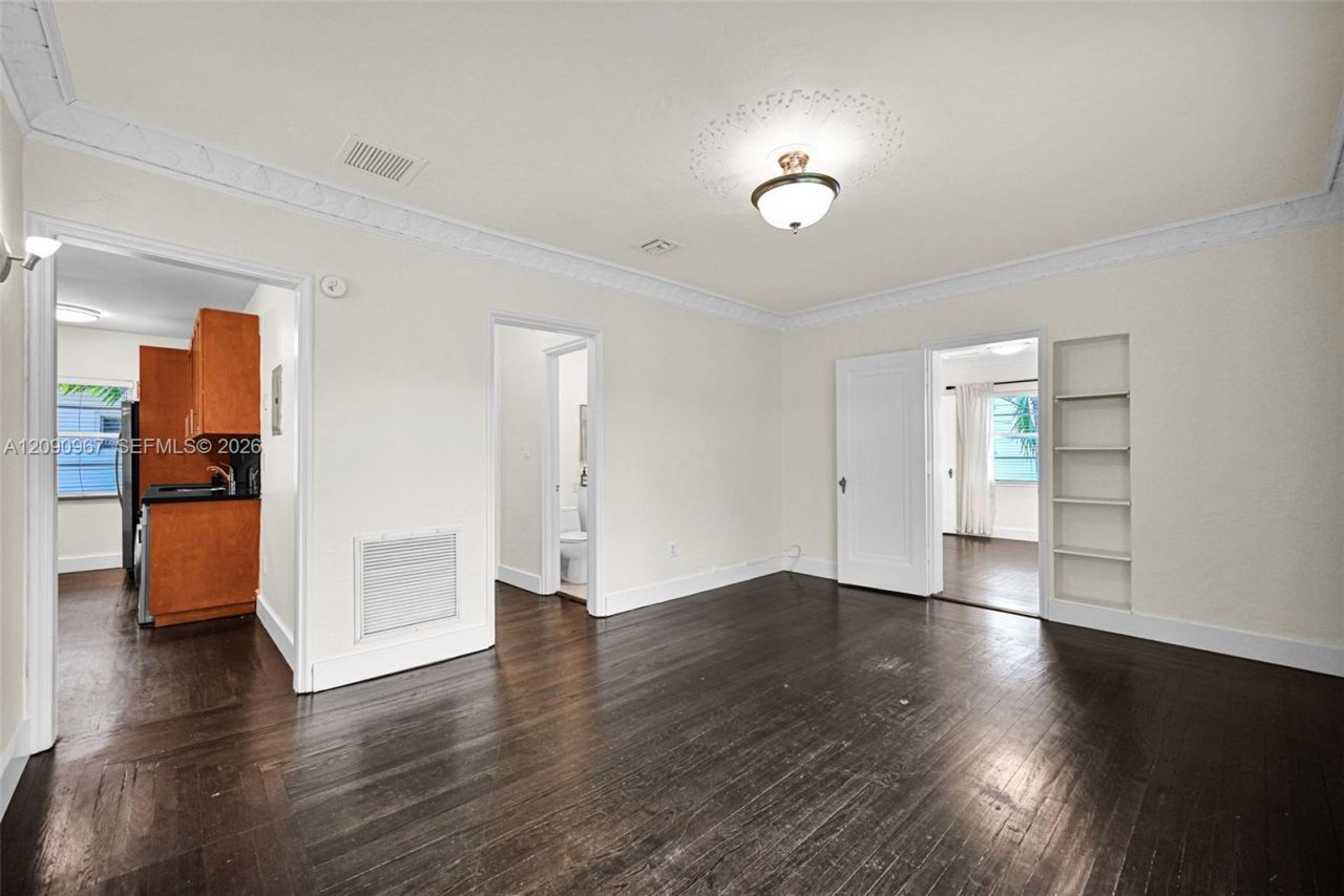 846 Jefferson Ave, Unit 8, Miami Beach, FL 33139 Photo