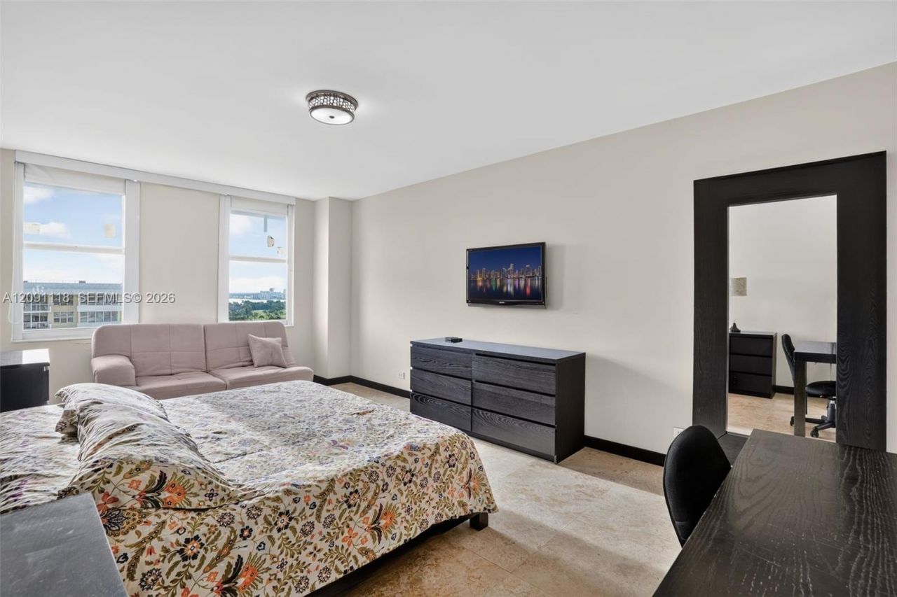 5601 Collins Ave, Unit 1716, Miami Beach, FL 33140 Photo