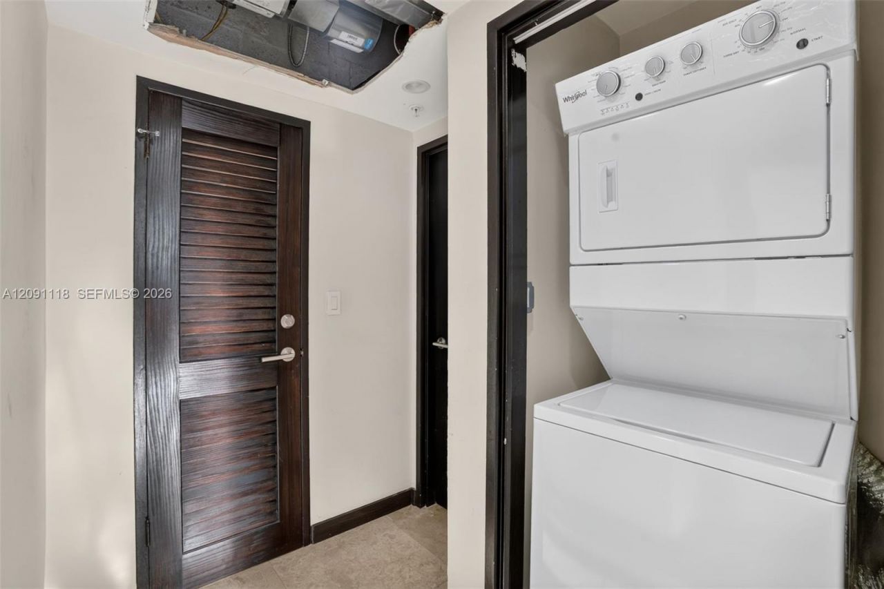 5601 Collins Ave, Unit 1716, Miami Beach, FL 33140 Photo