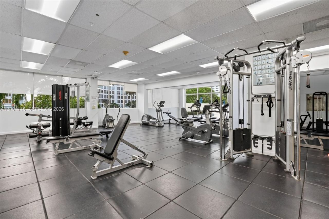 5601 Collins Ave, Unit 1716, Miami Beach, FL 33140 Photo